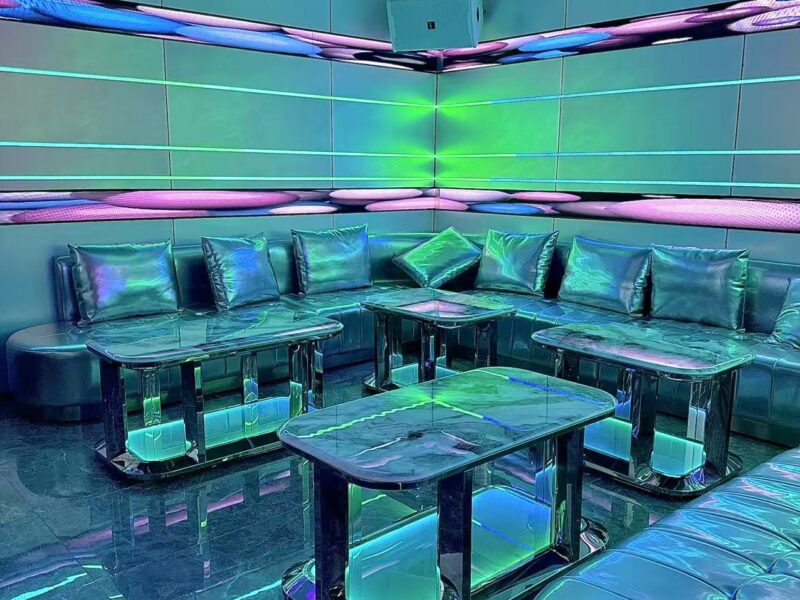 Room aqua